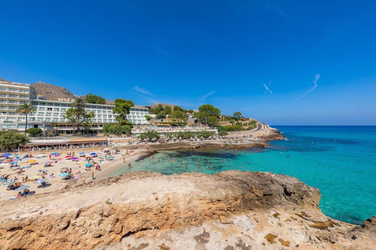 The Lovely Botana 1 * Cala de Sant Vicenc